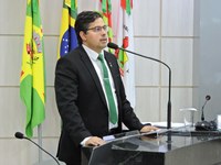 Altair Borges solicita informações junto à Secretaria de Assistência Social sobre abrigos domiciliares para crianças e adolescentes