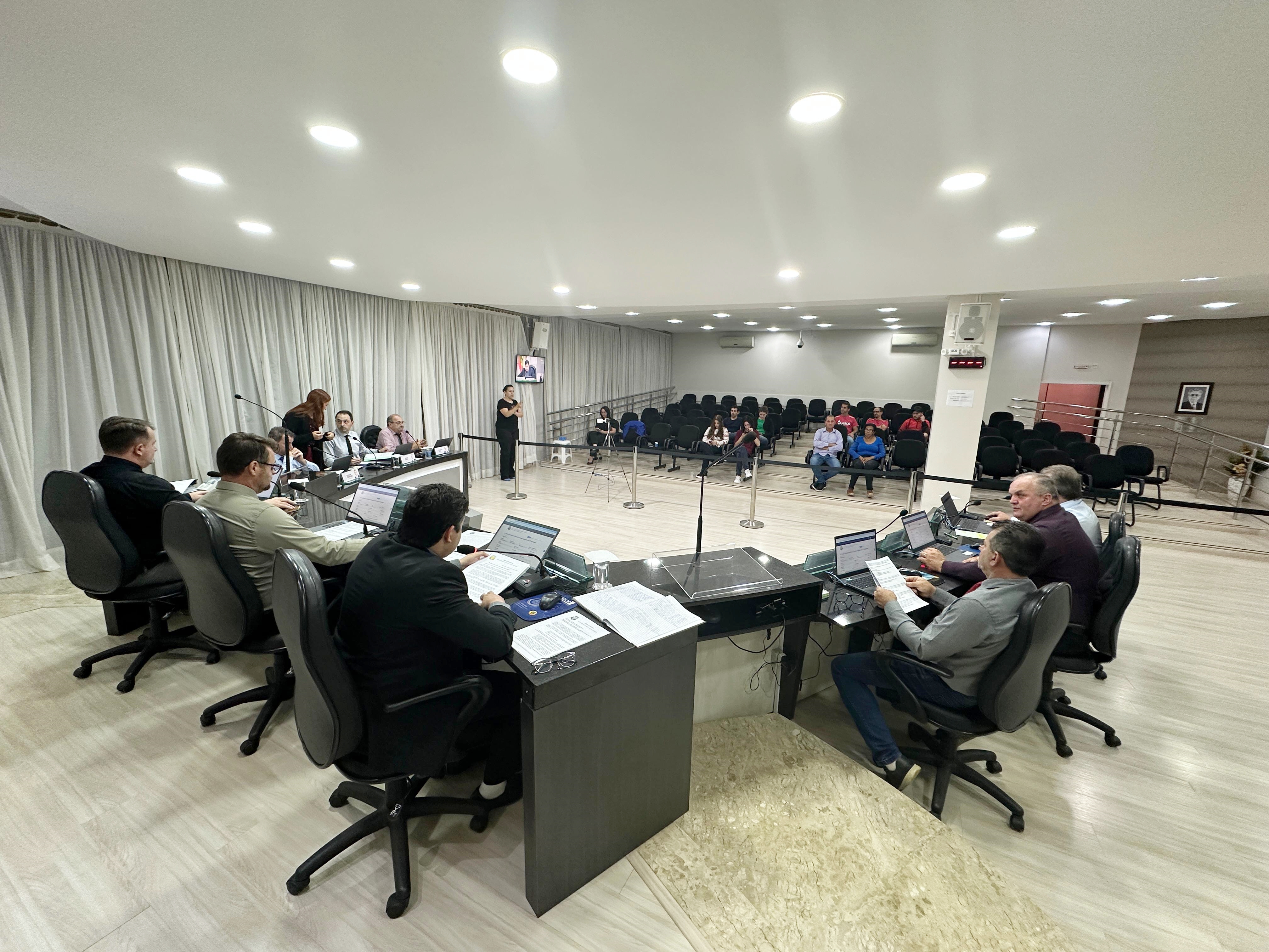 Câmara aprova contas de 2023 do Governo Municipal de São Lourenço do Oeste