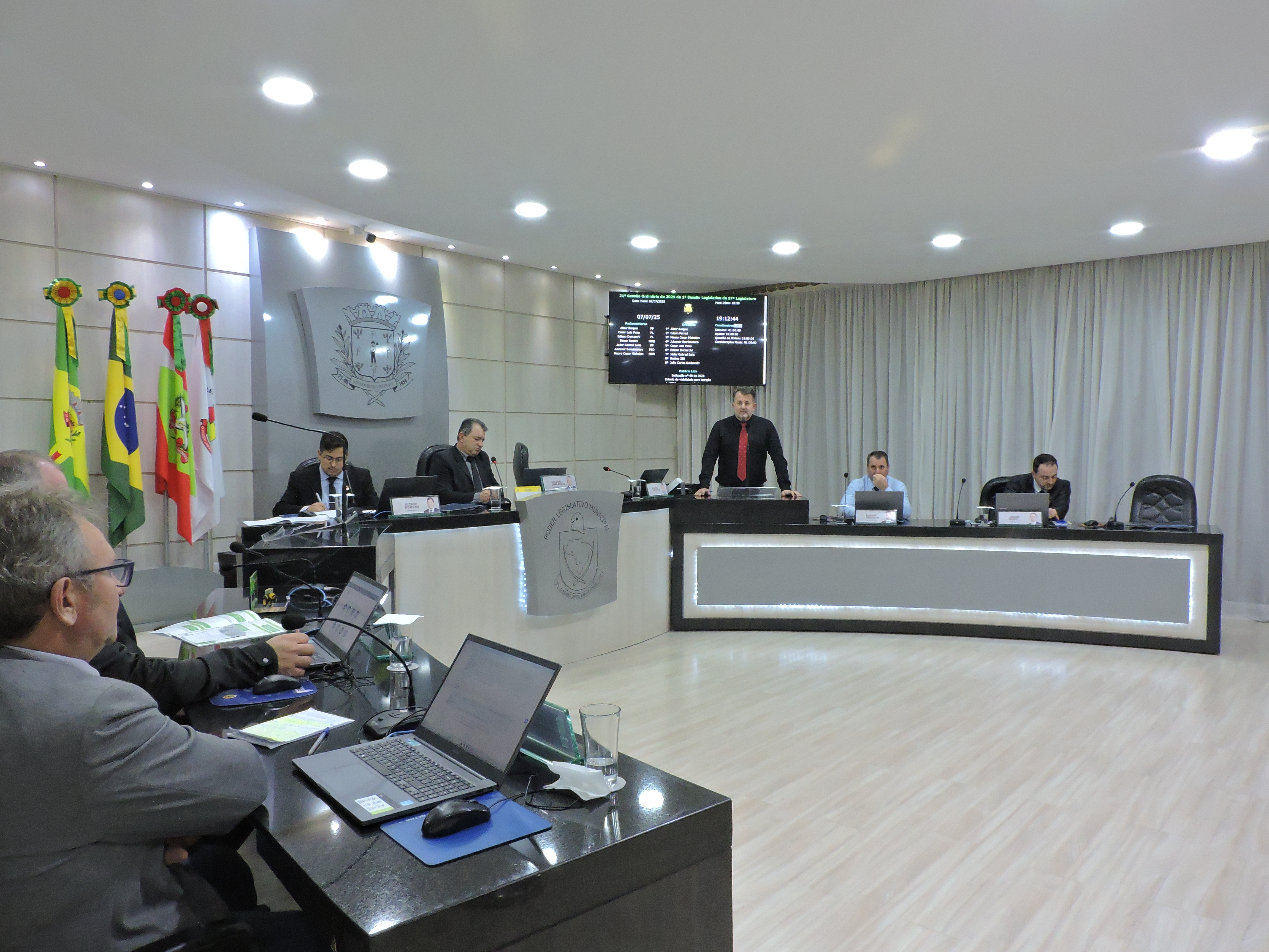 Câmara Municipal aprova projeto para realização da 8ª EFAISLO em fevereiro de 2026