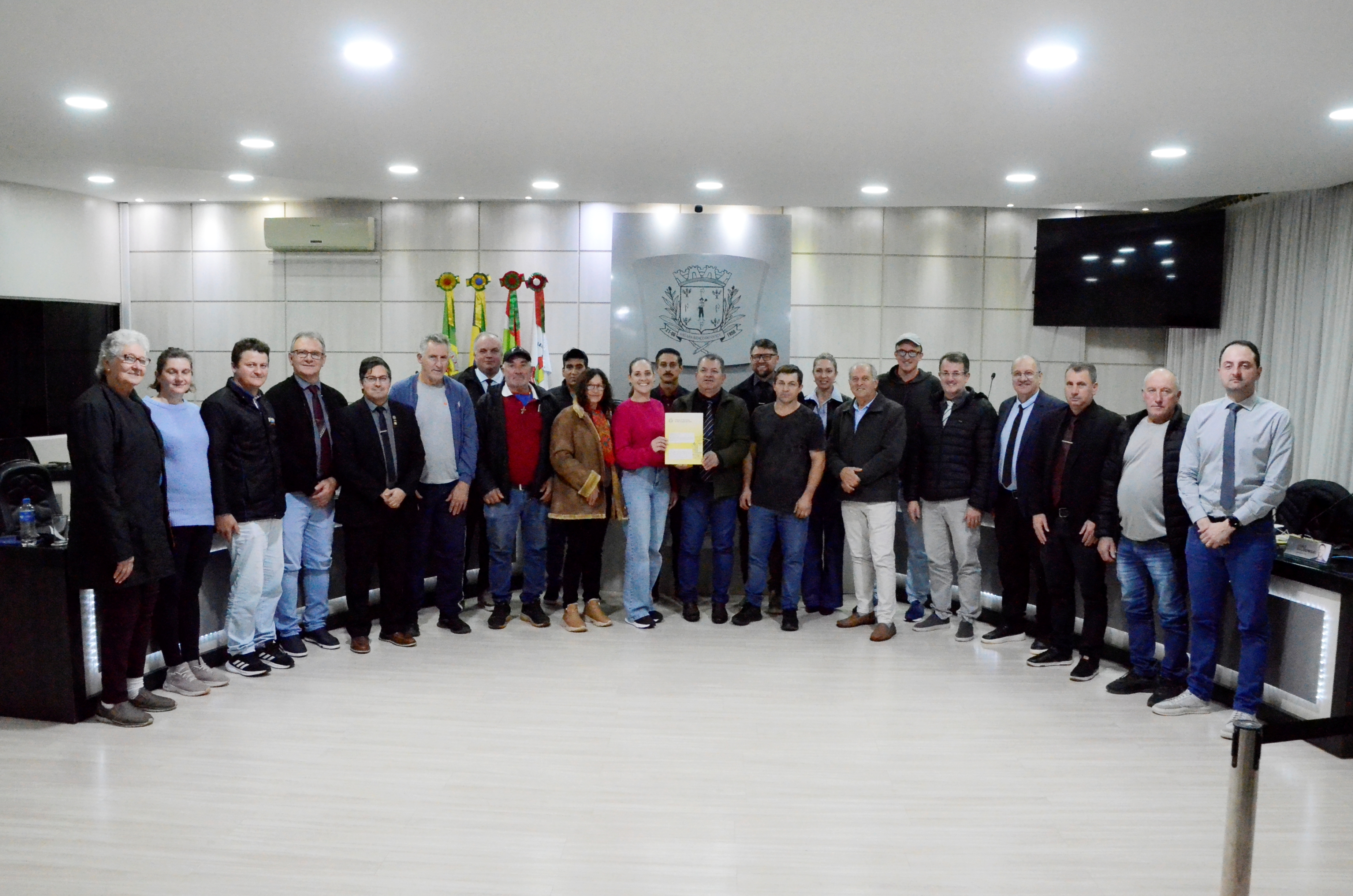 Câmara Municipal aprova título de Utilidade Pública para Associação de Apicultores e Meliponicultores