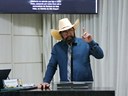 Carubin apresenta requerimento e pede informações ao Governo Municipal Carubin apresenta requerimento e pede informações ao Governo Municipal