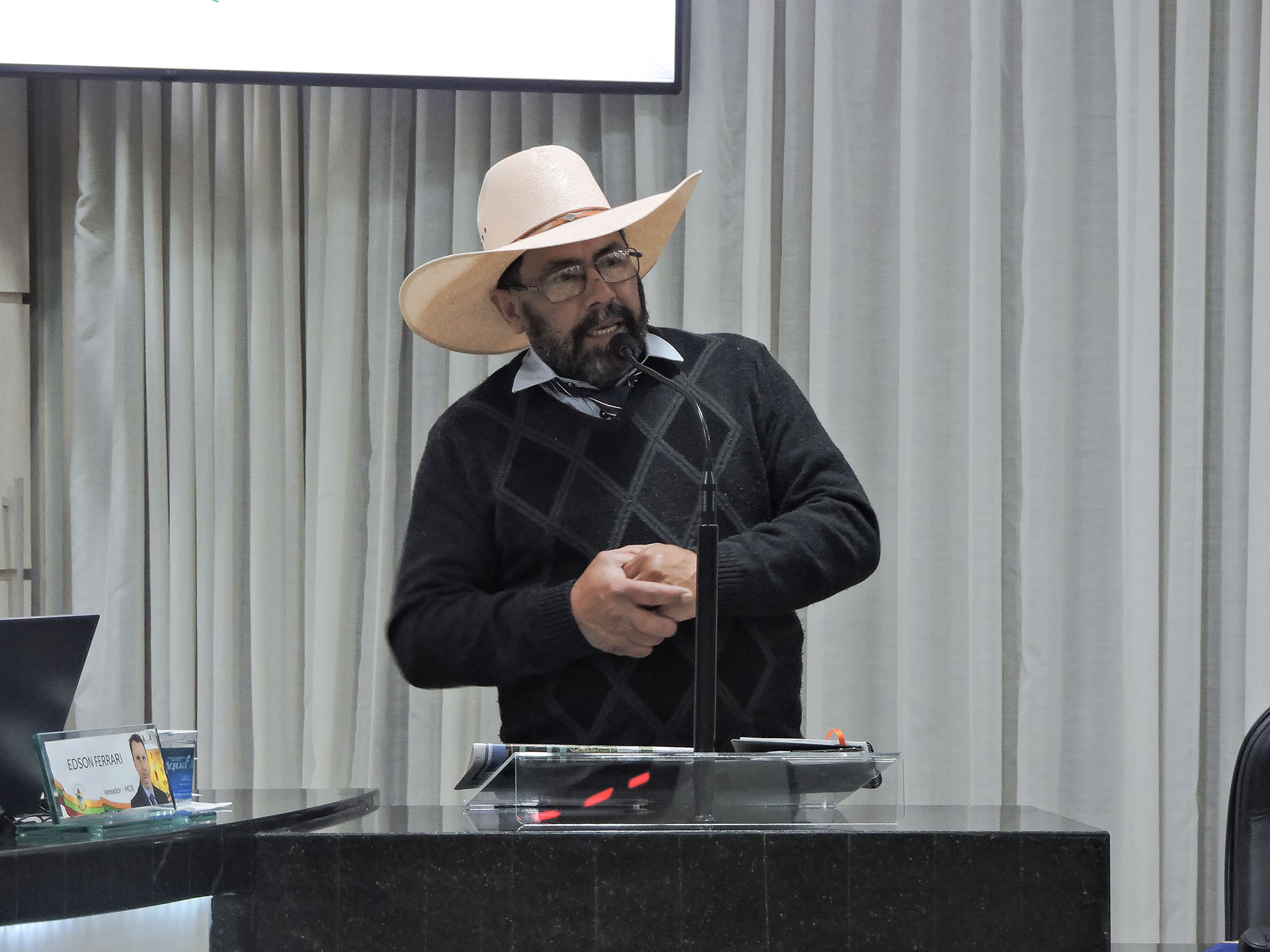 Carubin requer informações juto à Secretaria de Desenvolvimento Urbano
