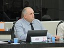 César Piran sugere aquisição de novo micro-ônibus para transporte de atletas do CDM