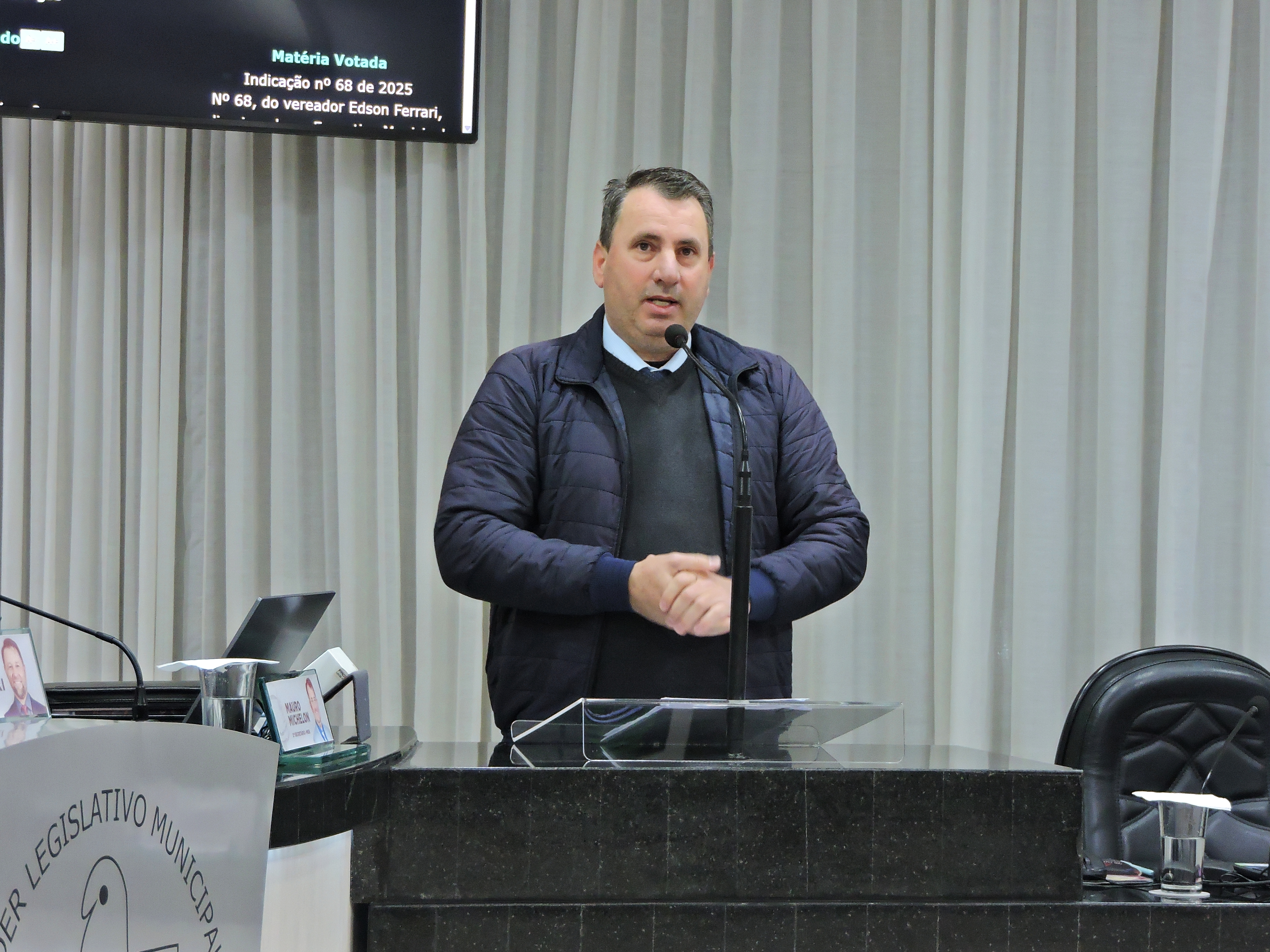 Edson Ferrari solicita informações sobre aplicação de lei para reforma de moradias em São Lourenço do Oeste