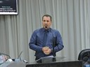 Edson Ferrari sugere instalação de ares-condicionados nas salas de aula da EBM São Roque 