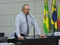 Julcemir Bombassaro sugere instalação de sombreamento em escolas da rede municipal
