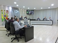 Legislativo aprova alterações no custeio de parte do transporte de alunos do ensino superior