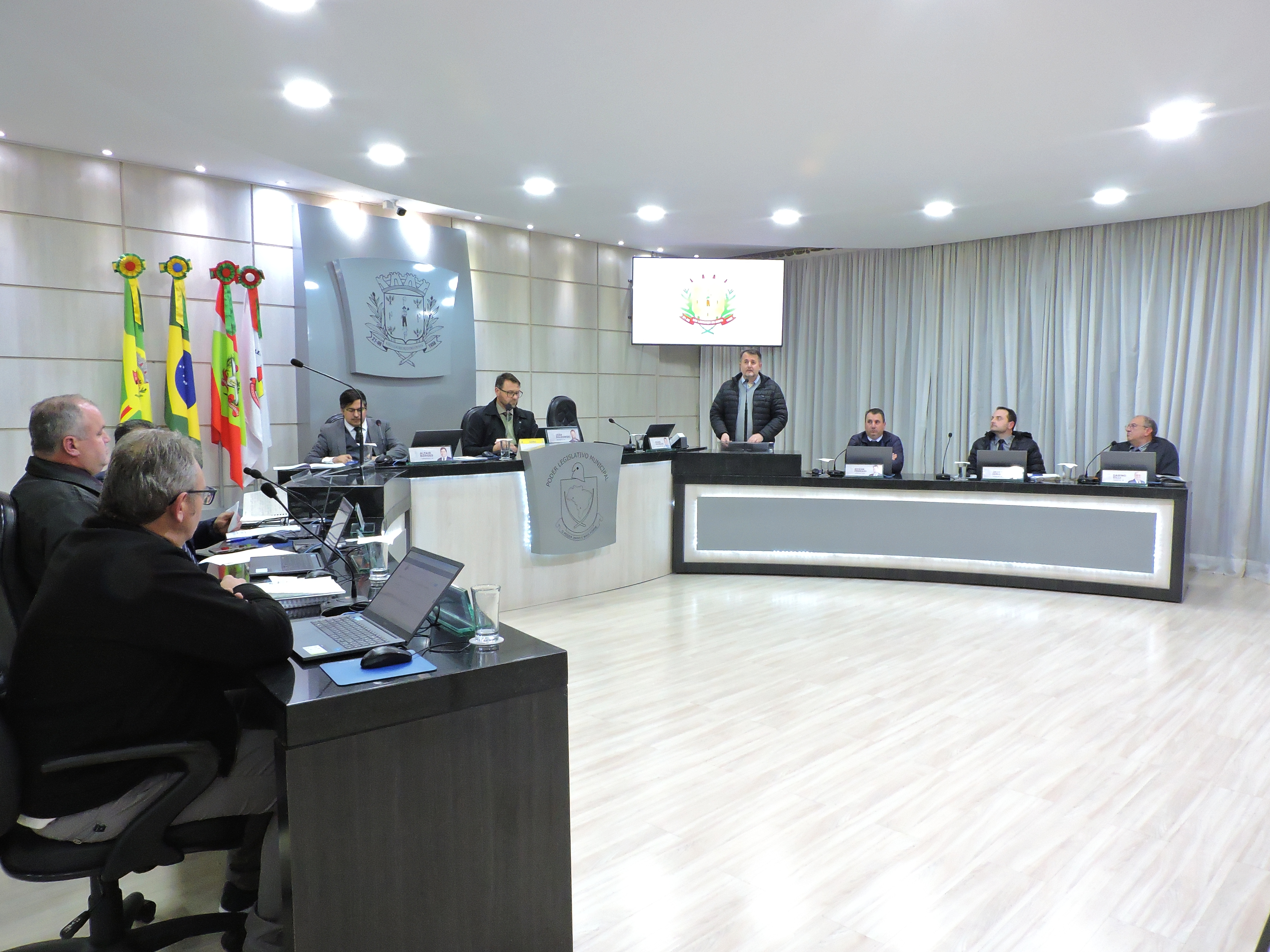 Mauro Michelon apresenta emendas a projetos em tramitação na Câmara de São Lourenço do Oeste