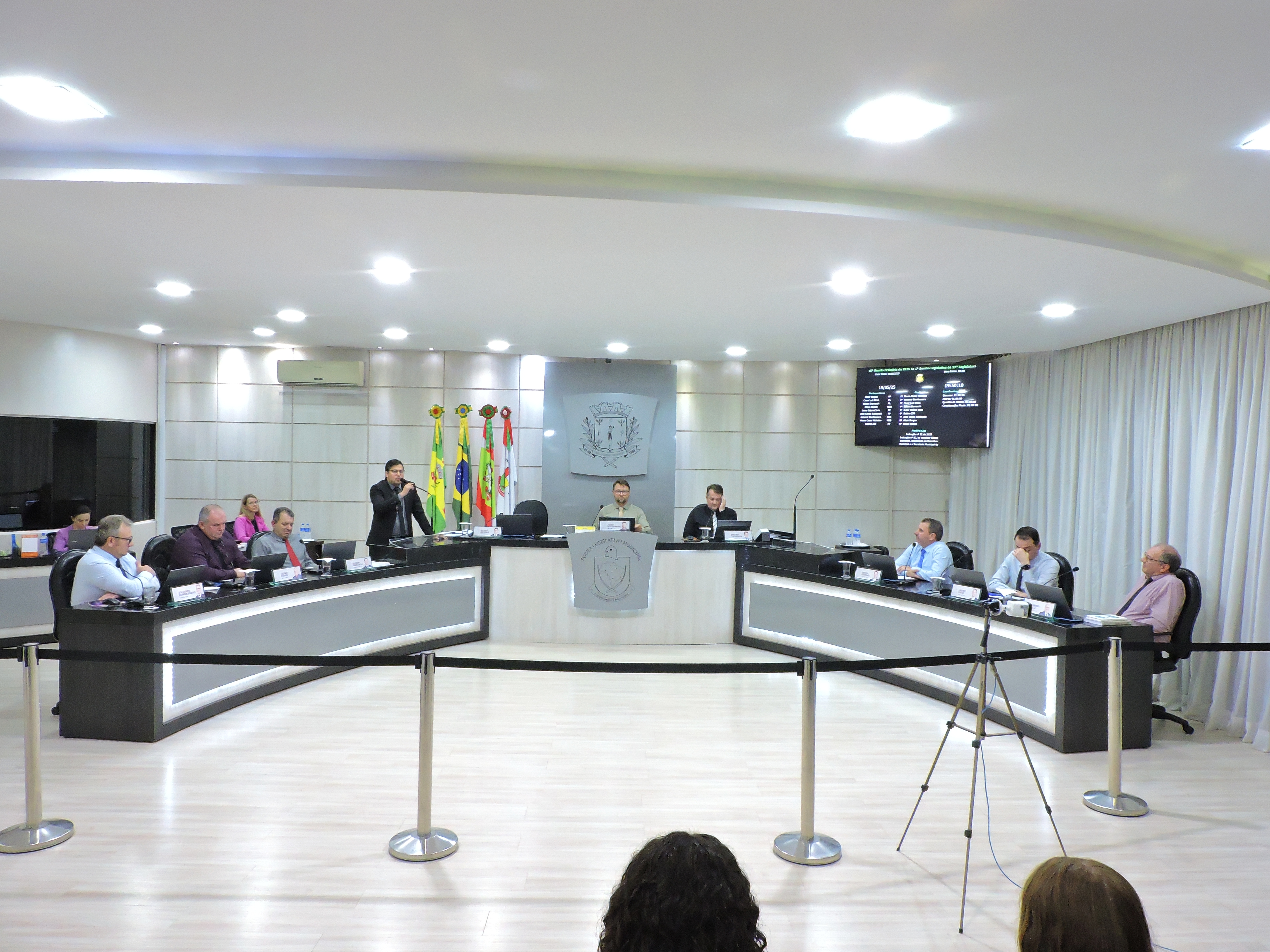Projeto que trata da isenção do pagamento de taxas de inscrição em concursos públicos e testes seletivos dá entrada na Casa Legislativa