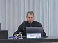 Vereador Edson Ferrari propõe limpeza e dedetização periódica de bocas de lobo e galerias pluviais