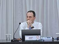 Vereador Jader Ioris solicita informações sobre faltas e descontinuidade de atendimentos na Saúde