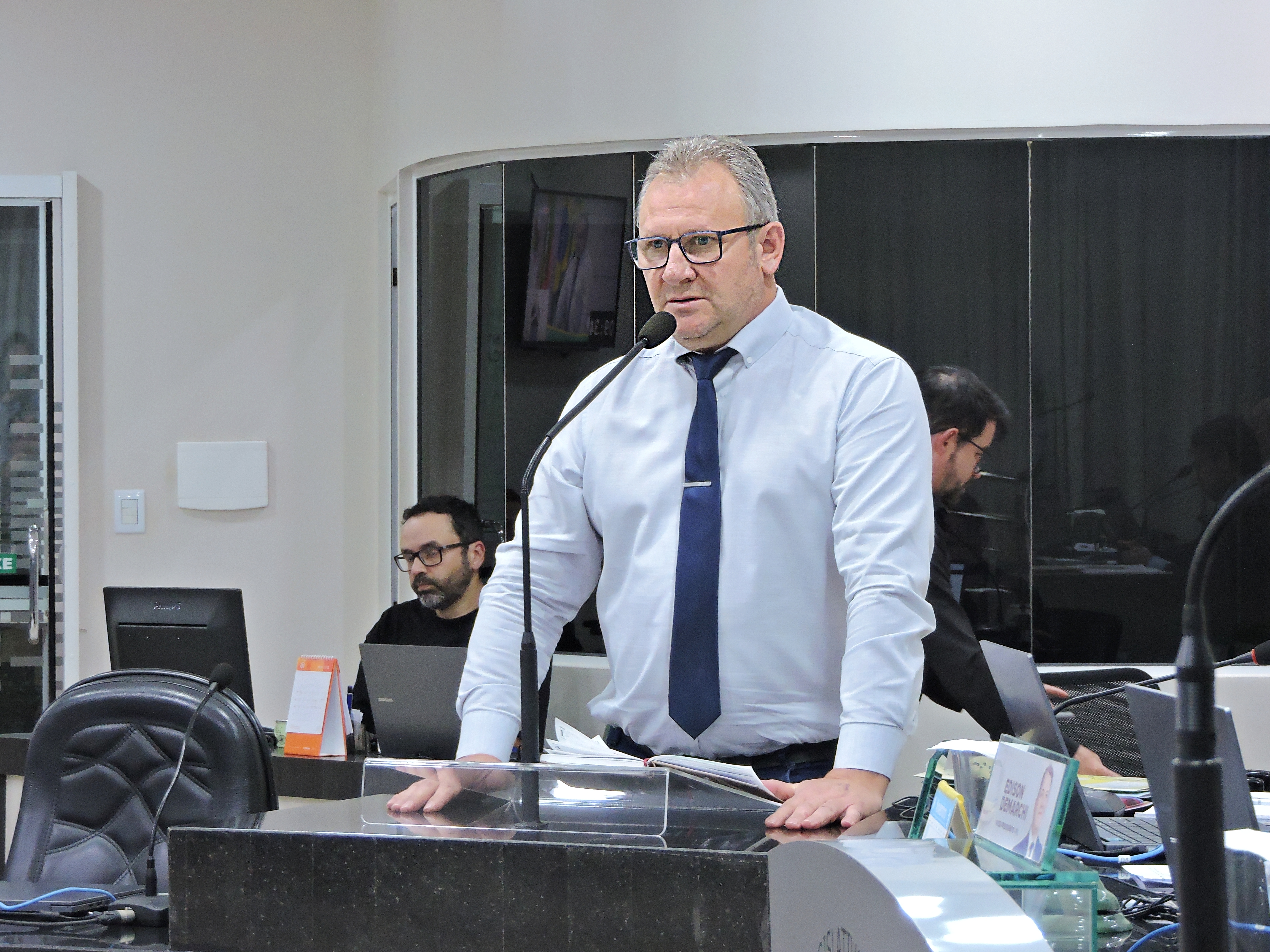 Vereador Julcemir Bombassaro apresenta indicações voltadas à segurança e mobilidade no distrito de Presidente Juscelino