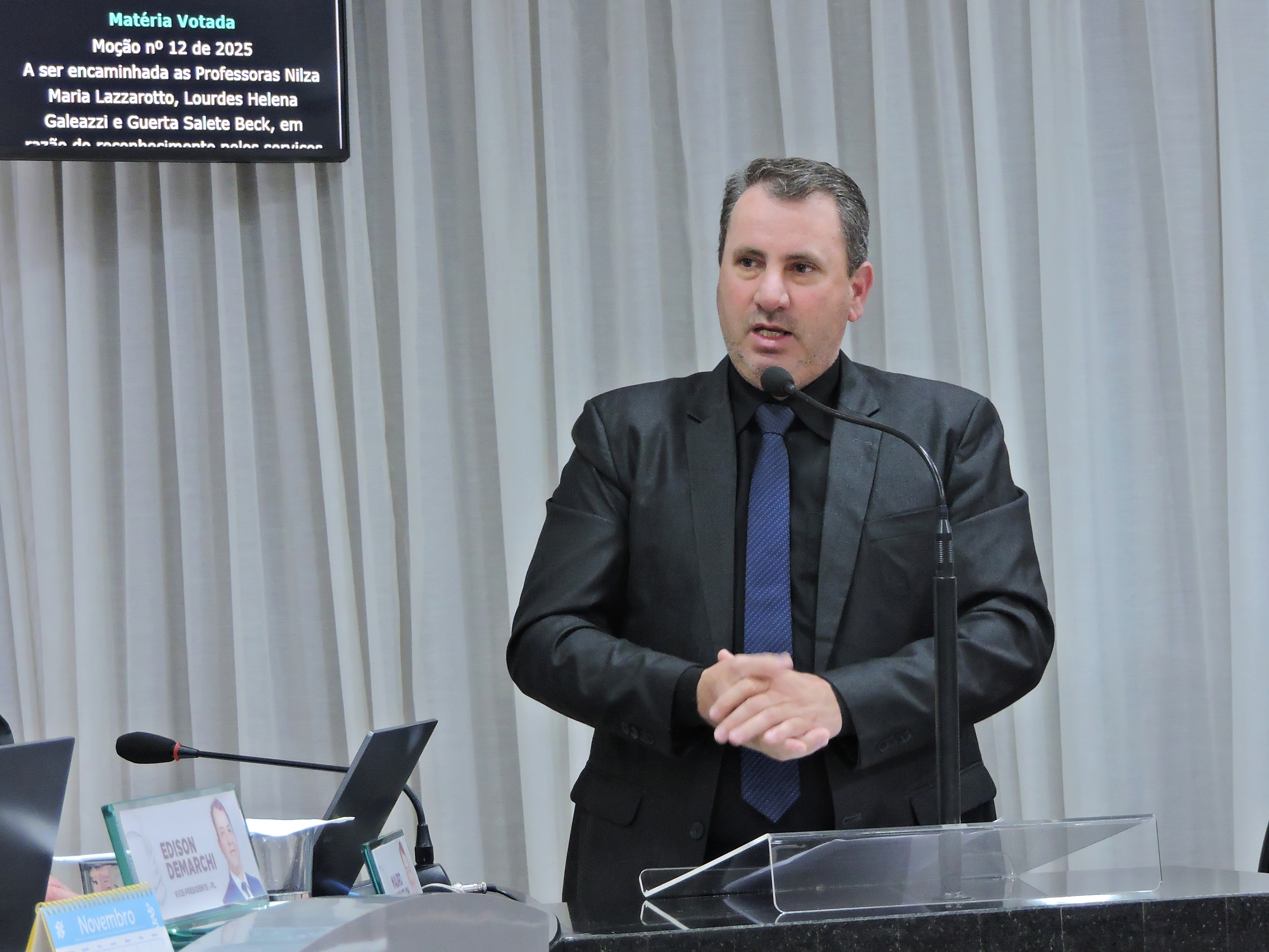 Vereador sugere ampliação do auxílio-transporte universitário a estudantes da área rural