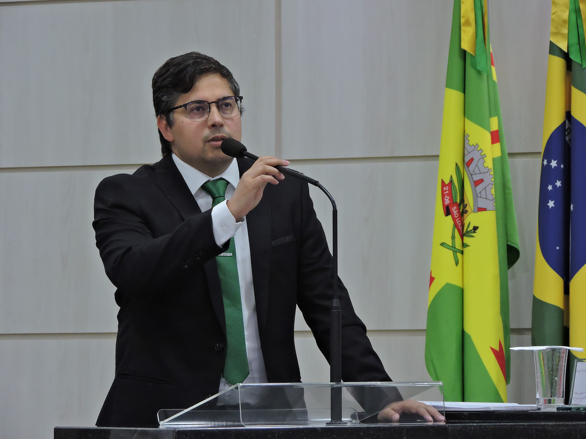 Com a Bancada do PP, Altair Borges solicita a substituição de tubulação de água em São Lourenço do Oeste