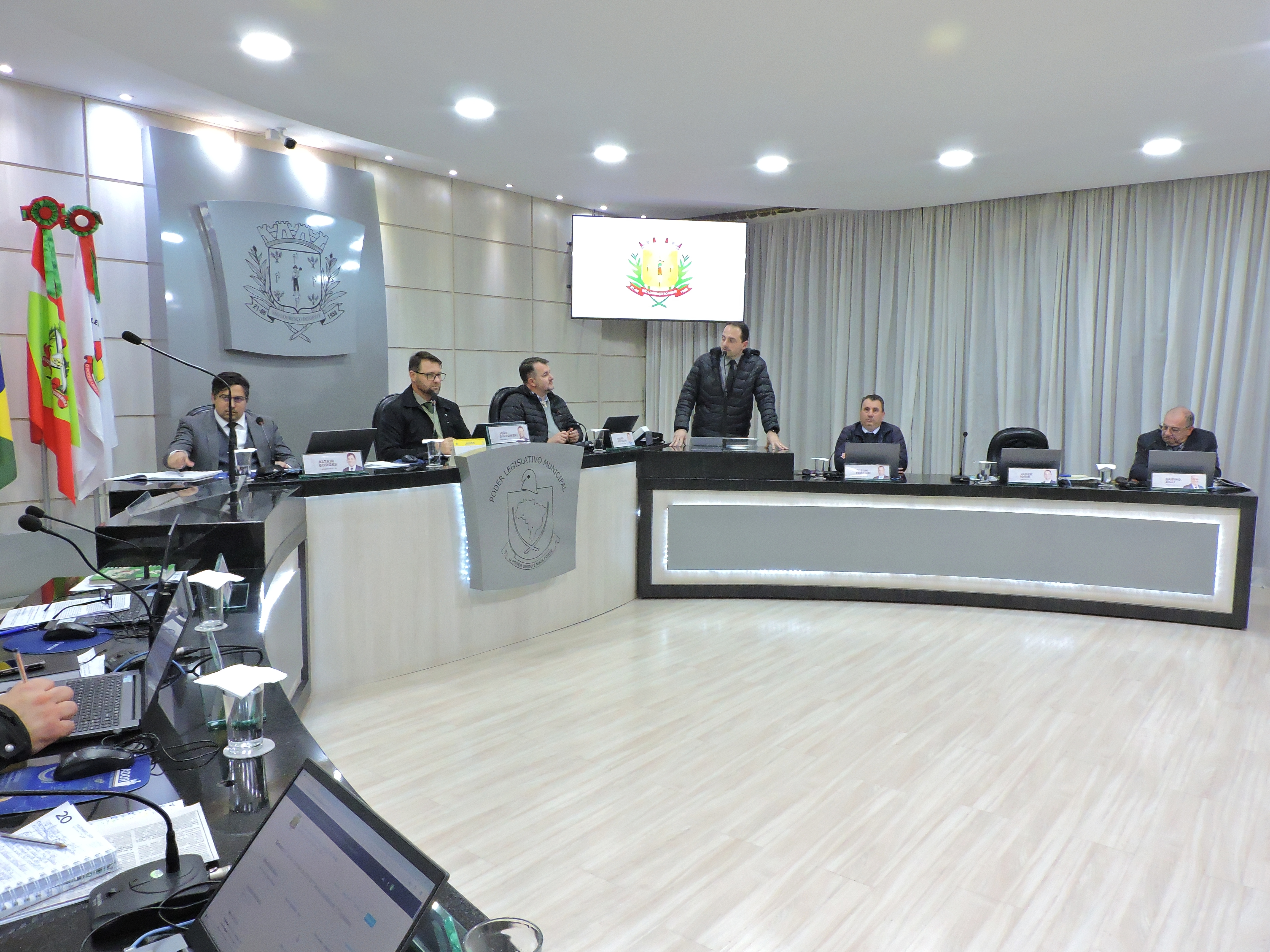 Vereadores propõem concessão de Título de Utilidade Pública à Associação Athlético São Lourenço